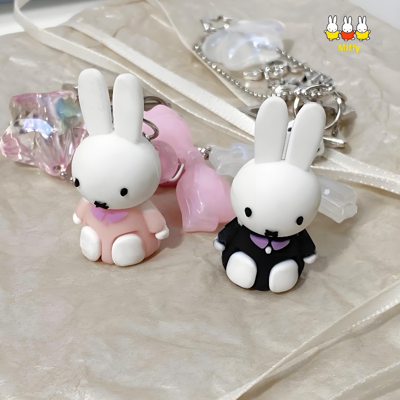 Kawaii Anime Miffy Keychain Li - Anime Cosplay Little Girl recension och pris
